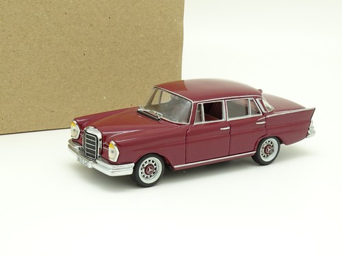Vitesse mercedes 220 - sb, 1/43