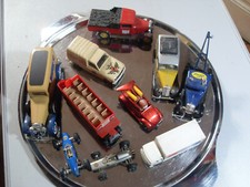 lot 10 véhicules miniatures