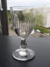 ancien verre à apéritif