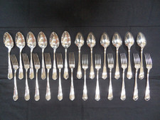 12 COUVERTS A DESSERT / ENTREMET ORFEVRE GM ?? METAL ARGENTE STYLE SPATOURS TBE