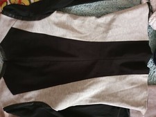Haut Karen Millen noir et gris taille S/8 neuf avec étiquette avec corps en simili cuir. Pull 