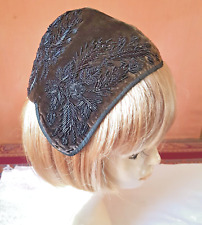 CHAPEAU XIXe - région de  MONTBÉLIARD CALE DIAIRI en velours pailleté de perles