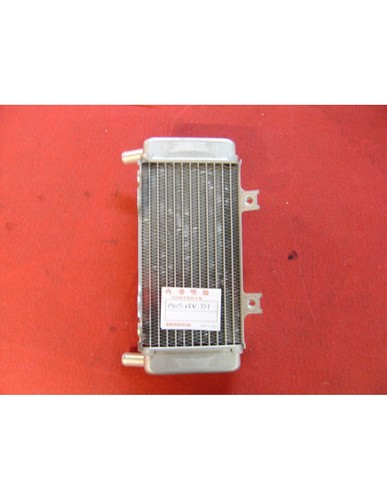 Radiateur coté gauche - , de
