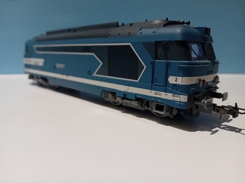 Locomotive diesel 567611 - locomotive,