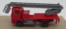 b WIKING HO 1/87 CAMION ECHELLE MB MERCEDES 1317 POMPIERS FIRE LADDER TRUCK