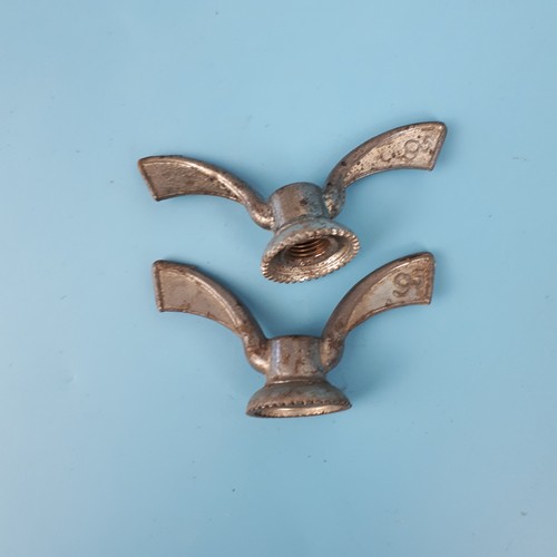 Ecrous type papillon - x,