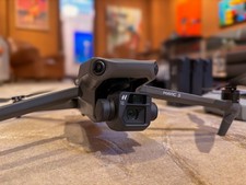 DJI Mavic 3 (Dual lens) Fly