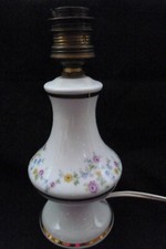 Joli pied de lampe porcelaine de France Limoges? décor floral très shabby chic