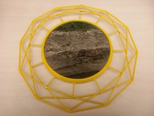 Joli miroir mural en métal