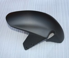 GARDE BOUE AVANT SUZUKI GSXR