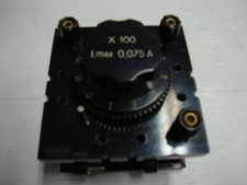 Boite à decade de resistances AOIP