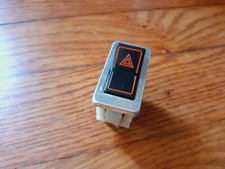 interrupteur warning divers véhicules années 70 / 80 marque DAV