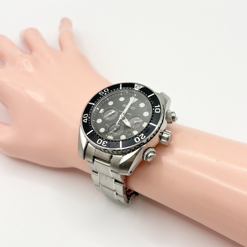Presque comme neuve montre - [presque,