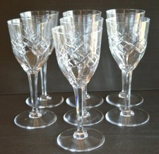-7 VERRES A EAU CRISTAL Soufflé et Taillé SAINT LOUIS ou BACCARAT non signés