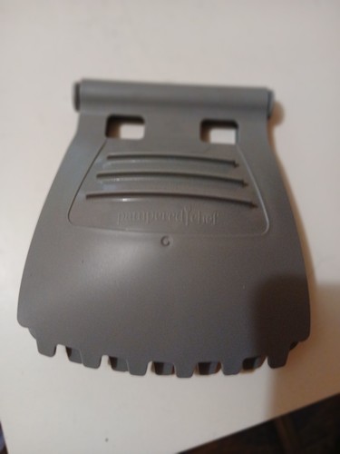 Pampered chef salad claws - pampered, gray