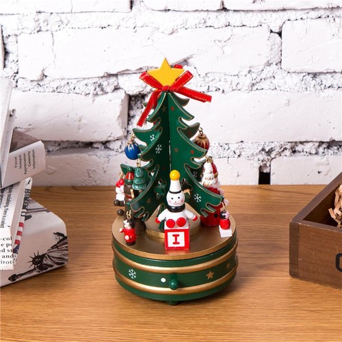 Arbre noël avec bonhomme - de,