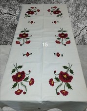 Nappe Rectangle Brodée faite Main Fleurs Rouge Coton Fin  Soavani &Co