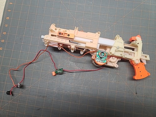 Nerf strike vulcan ebf - n-strike,