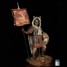 1:32  54 mm figurine en