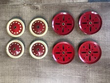 Lot MECCANO - 4 roues en tôle