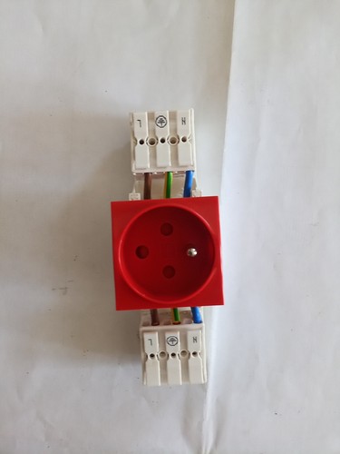 Ensto pk4521 prise de - ensto,