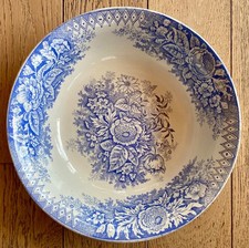 Grande Vasque Cuvette Toilette