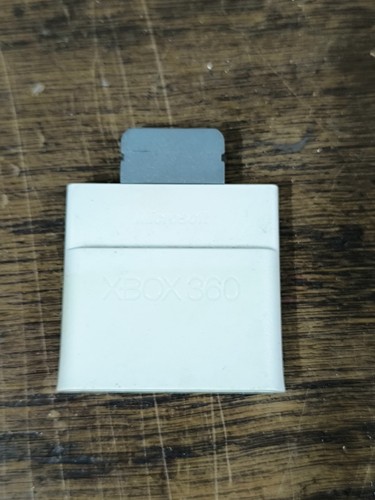 Carte mémoire xbox 360 64mb - carte,