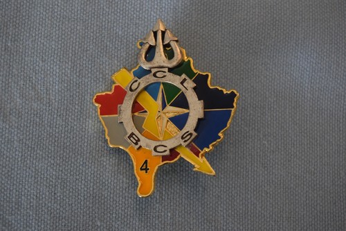 B117 insigne militaire armée