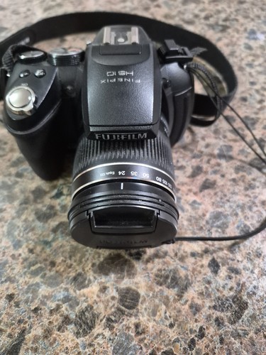 Fuji finepix slr style hs10 - finepix, d-slr