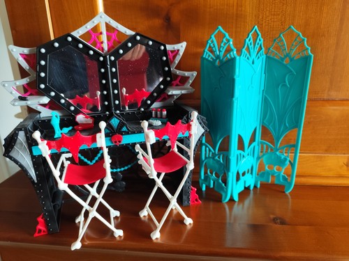Monster high playset - monster, dressing