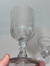 6 anciens grands verres à facettes  bullé vin eau liqueur ( 12 dispo )