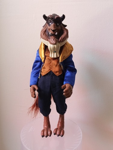 Poupee figurine belle la - poupee, et