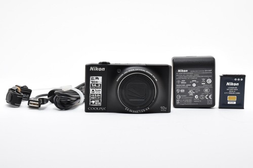Appareil photo compact noir