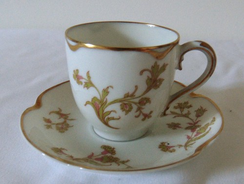 Tasse moka sous - tasse,