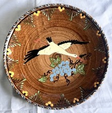 ASSIETTE POTERIE ALSACIENNE HAUSSWIRTH SOUFFLENHEIM CIGOGNE RAISINS D 24,5 cm XX