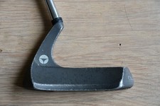 club golf putter droitier Taylor Made Cb.3 taille 34'' grip et shaft ok