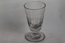 Ancien verre à absinthe