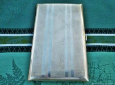 Étui à cigarettes porte