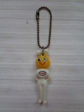 PORTE CLE  ESSO PIN UP   GOUTTE D'HUILE