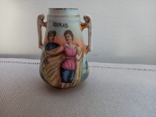 Petit vase ancien  Porcelaine