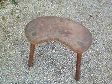 Ancien petit tabouret en bois