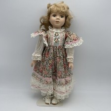 Poupée Porcelaine 40 cm env