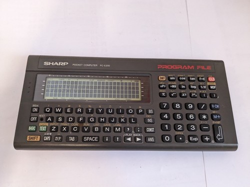 Sharp e200 allume pocket - s'allume,