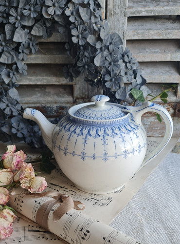 Ancienne theiere cafetiere - ancienne,