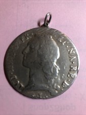 Louis XV, 1715-1774 – Ecu de Béarn au Bandeau 1767 Béarn TB monté en pendentif
