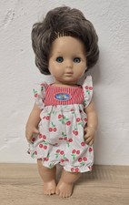 Ancienne poupée plastique