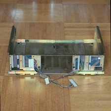 REVOX B225 •  CHASSIS + PIEDS • FRAME + FEET • STUDER/REVOX 1.769.100-24 • PARTS