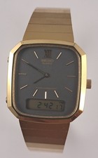 Seiko Ana Digit Alarm Chronograph H448 5070 Textured Vertical Line Gokd Tone