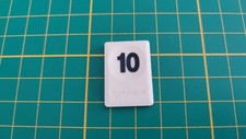 Tuile chiffre 10 noir jeu Rummikub rami des chiffres jeu de voyage Hasbro C68