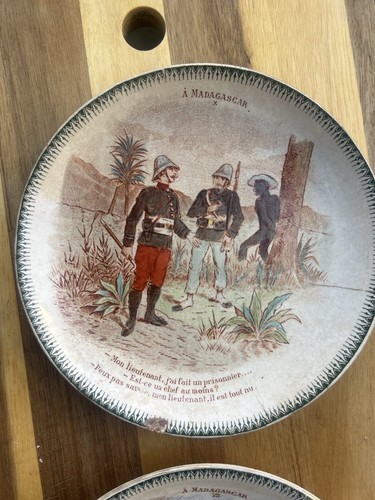 Lot assiettes parlantes - 2,